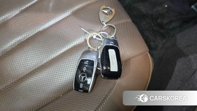 Mercedes-Benz E-Class W213 2020 Черный из Кореи, фото 6