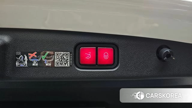 Mercedes-Benz E-Class W214 2025 Белый из Кореи, фото 6