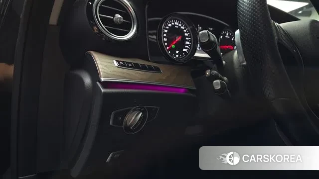 Mercedes-Benz E-Class W213 2018 Черный из Кореи, фото 6