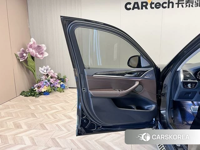BMW X3 2021 Черный из Китая, фото 6