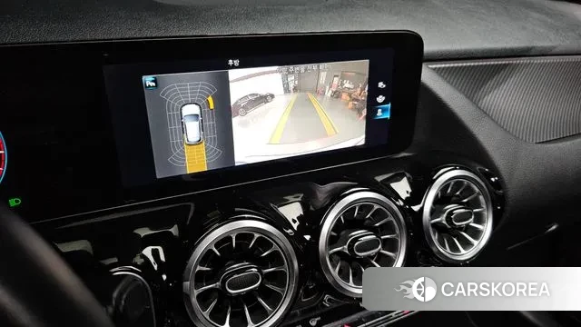 Mercedes-Benz GLA - Class H247 2023 Белый из Кореи, фото 6