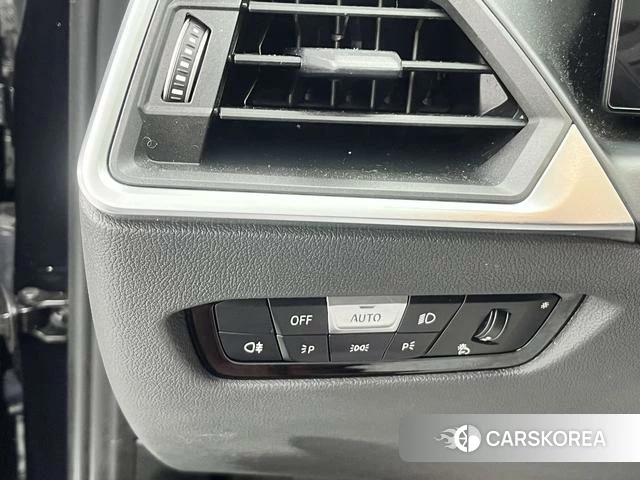 BMW 3 series 2024 Черный из Китая, фото 6