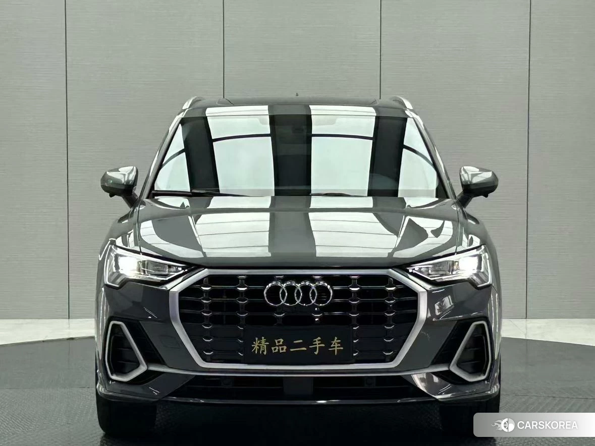 Audi Q3 2022 Темно-серый из Китая, фото 6