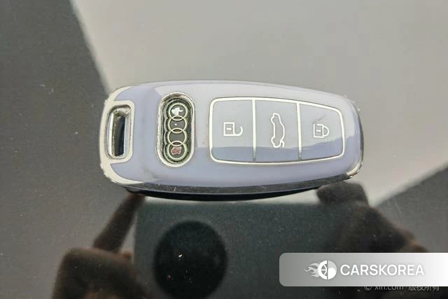 Audi A6L 2022 Черный из Китая, фото 6