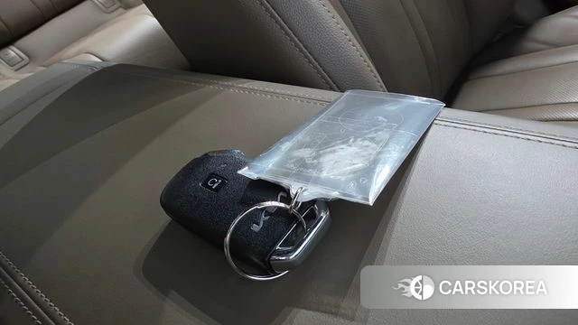Kia K8 2021 Белый из Кореи, фото 6