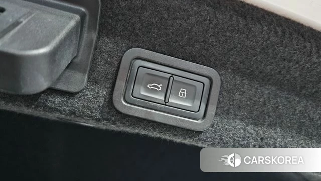 Audi A6 (C8) 2020 Белый из Кореи, фото 6