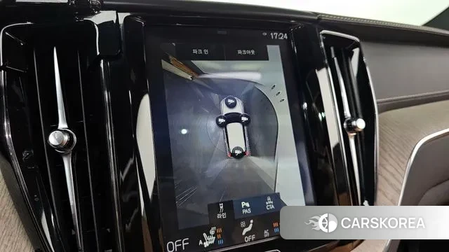 Volvo XC60 second Generation 2019 Белый из Кореи, фото 6