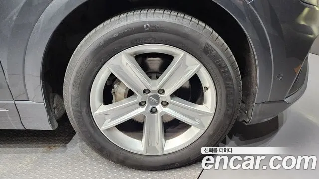 Audi Q8 (4M) id 2657314 из Кореи 6