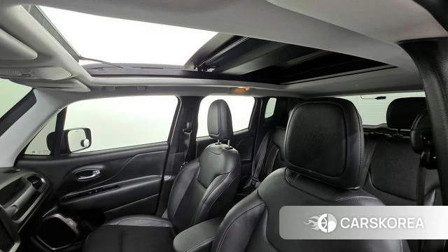 Jeep Renegade 2021 Серый из Кореи, фото 6
