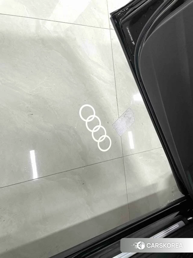 Audi Q3 2023 Черный из Китая, фото 6