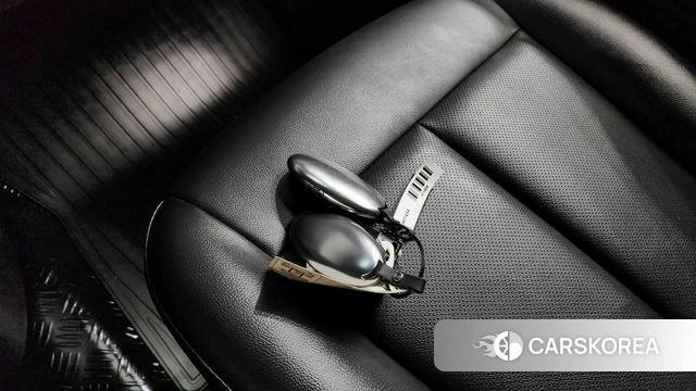 Hyundai Staria 2025 Серебряный из Кореи, фото 6