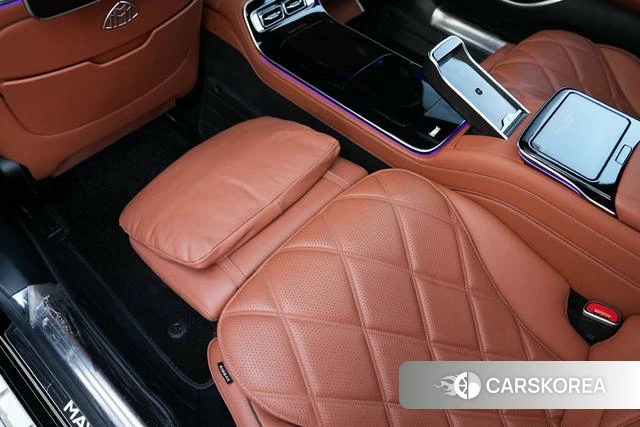 Mercedes-Benz Maybach S-class 2023 Черный из Китая, фото 6