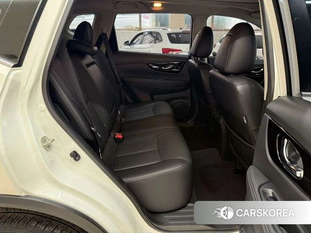 Nissan Qijun 2023 Белый из Китая, фото 6