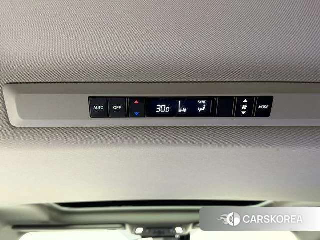 Toyota Grevia 2024 Черный из Китая, фото 6