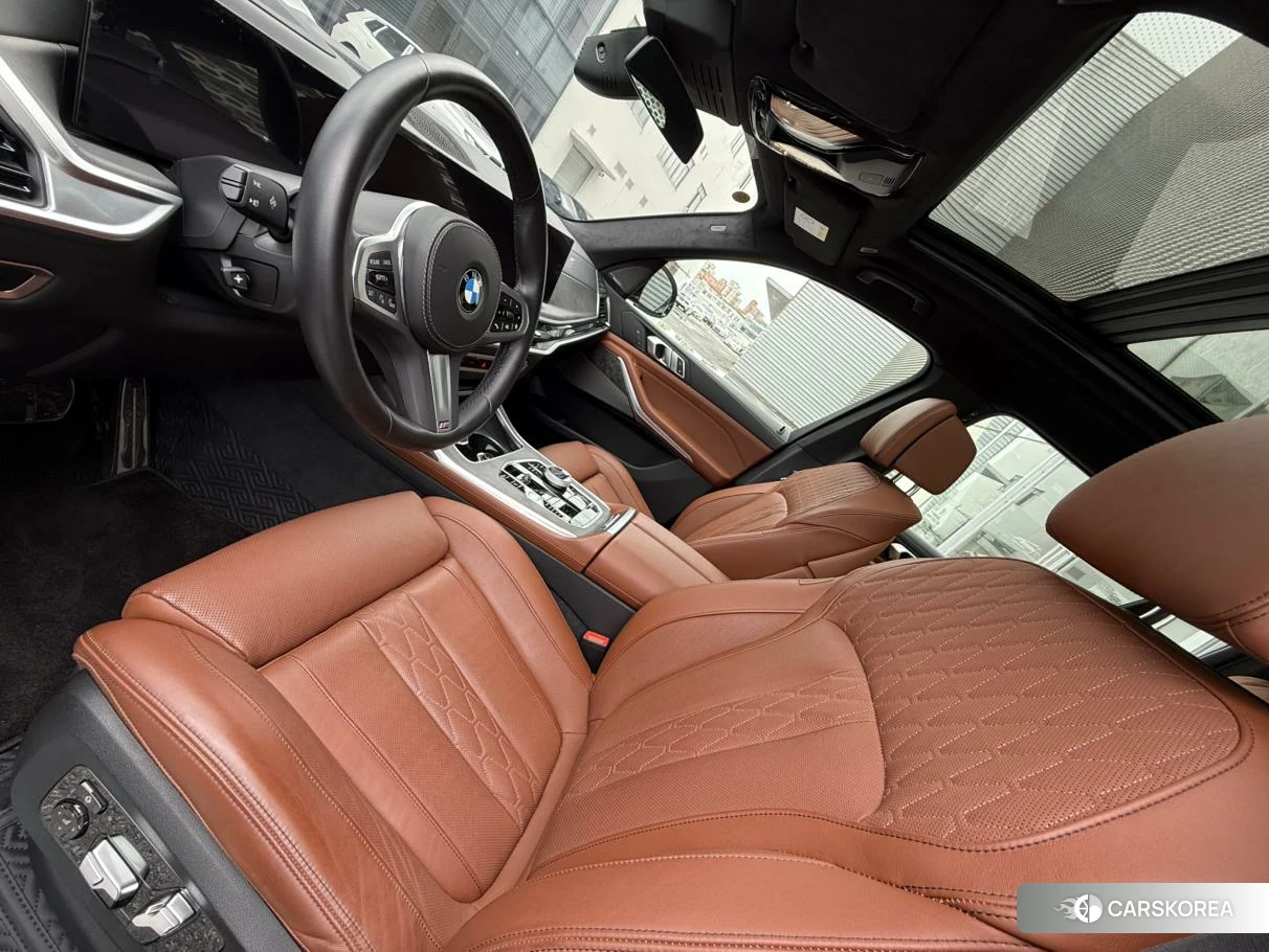 BMW X7 2022 Черный из Китая, фото 6