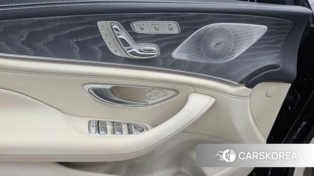Mercedes-Benz AMG GT 2025 Черный из Кореи, фото 6