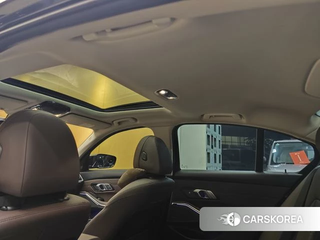 BMW 3 series 2021 Черный из Китая, фото 6