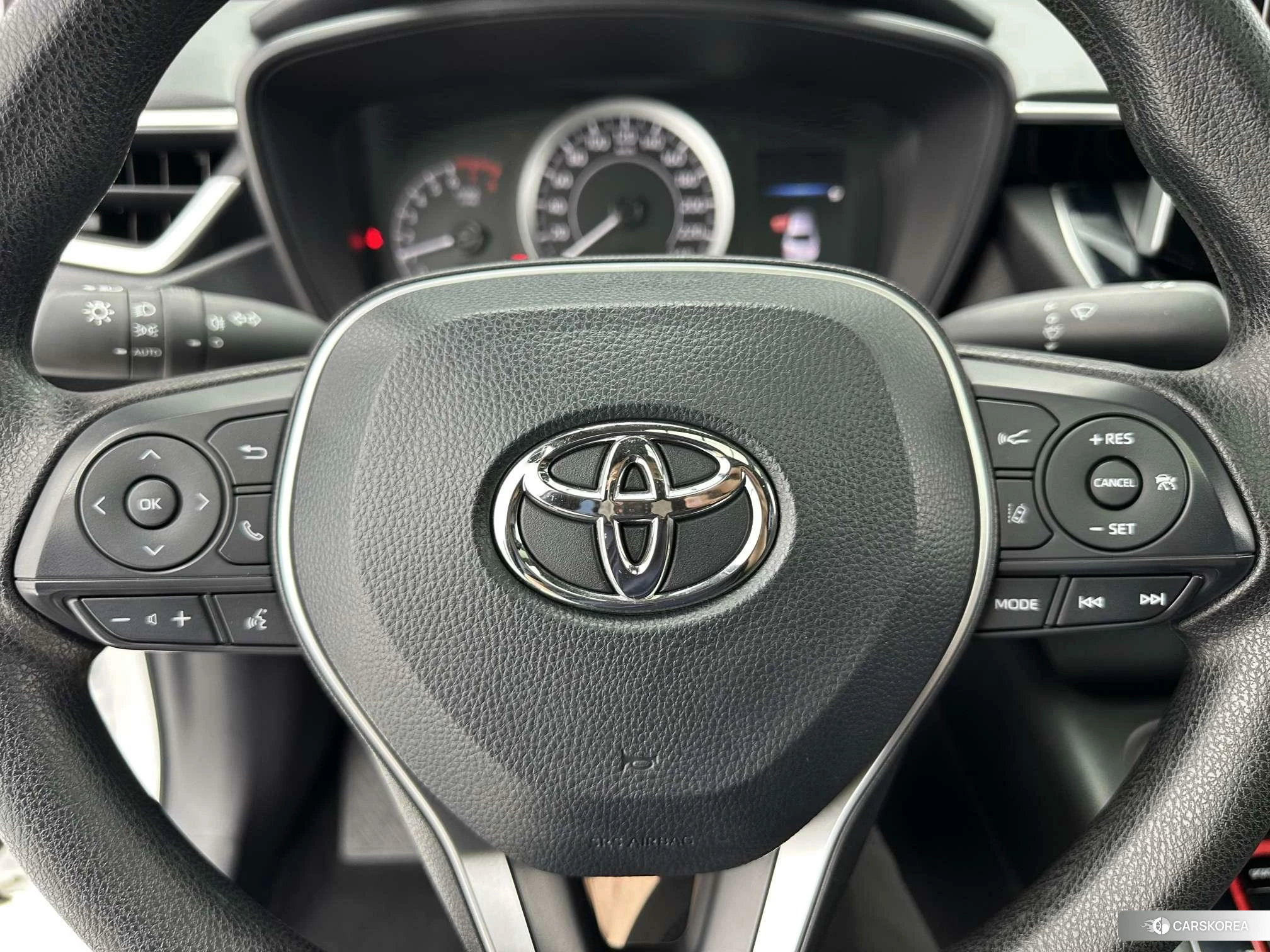 Toyota Levin 2023 Белый из Китая, фото 6