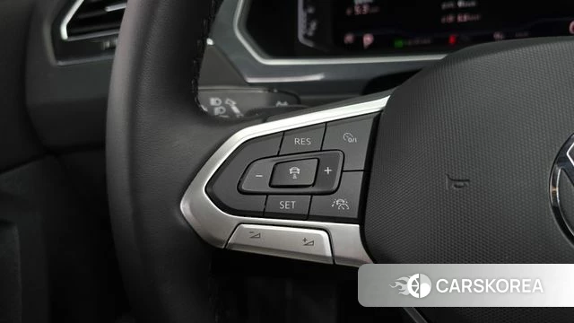 Volkswagen Tiguan second Generation 2022 Цвет галактики из Кореи, фото 6