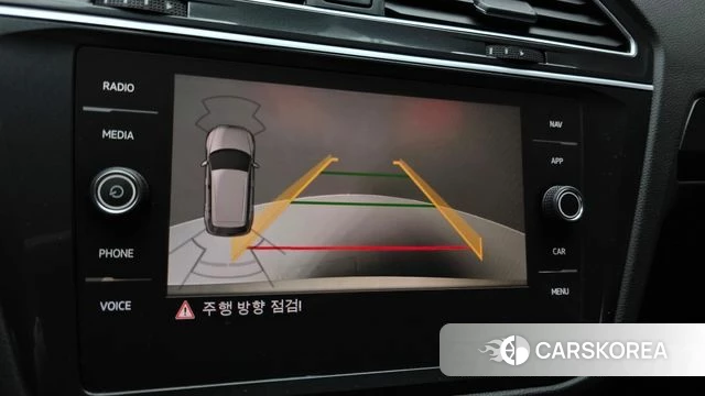 Volkswagen Tiguan second Generation 2020 Белый из Кореи, фото 6