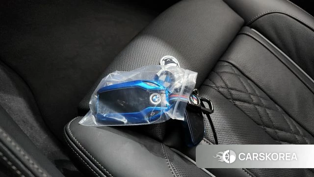 BMW 5 Series (G30) 2019 Синий из Кореи, фото 6