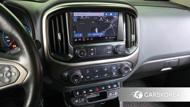Chevrolet (GM Daewoo) Real New Colorado 2022 Черный из Кореи, фото 6