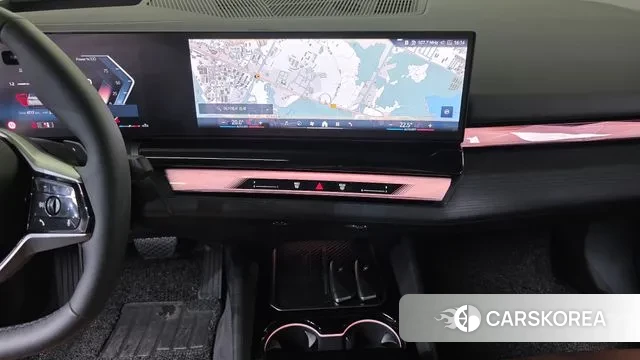 BMW 5 Series (G60) 2025 Белый из Кореи, фото 6