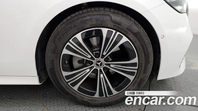 Mercedes-Benz E-Class W214 id 2688400 из Кореи 6