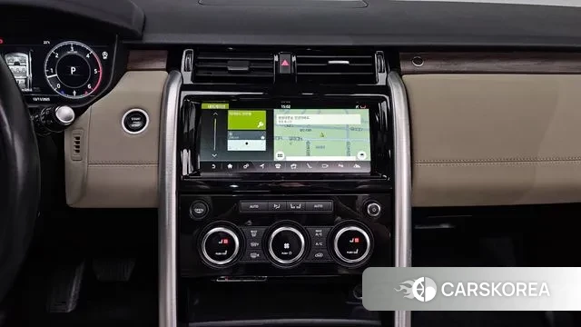 Land Rover Discovery 5 2018 Черный из Кореи, фото 6