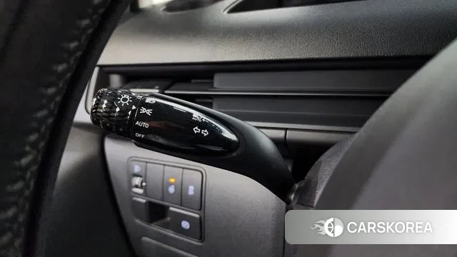 Hyundai Staria 2022 Желтый из Кореи, фото 6