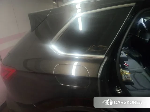 Volkswagen Touareg 3rd generation 2024 Коричневый из Кореи, фото 6