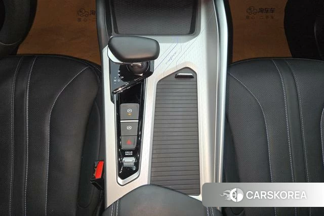 Geely Automobile Xingrui 2025 Темно-серый из Китая, фото 6