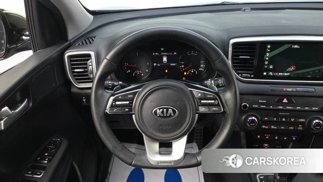 Kia Sportage The Bold 2021 Черный из Кореи, фото 6