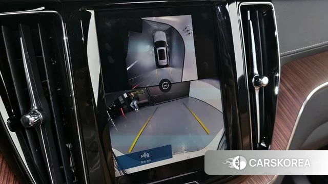 Volvo XC60 second Generation 2025 Белый из Кореи, фото 6