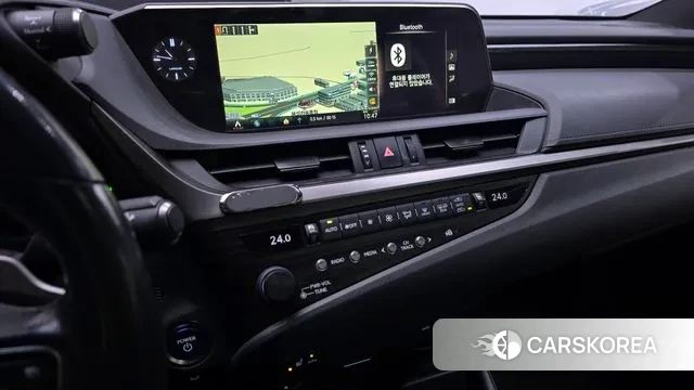 Lexus ES300h 7th generation 2019 Белый из Кореи, фото 6