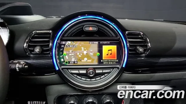 Mini Cooper D Clubman 2021 Черный из Кореи, фото 6