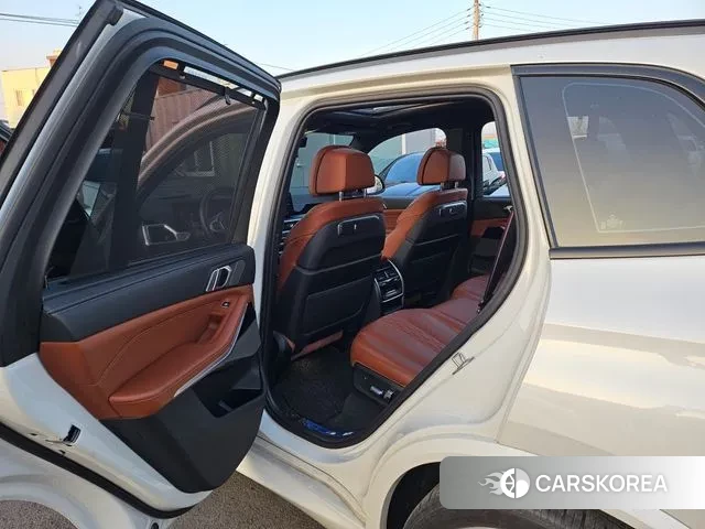 BMW X5 (G05) 2024 Белый из Кореи, фото 6