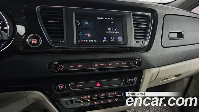 Kia The New Carnival 2019 Белый из Кореи, фото 6