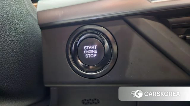 Ssangyong Torres 2025 Серебристо-серый из Кореи, фото 6