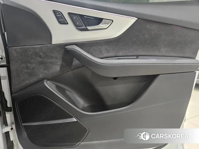 Audi Q7 (4M) 2021 Белый из Кореи, фото 6