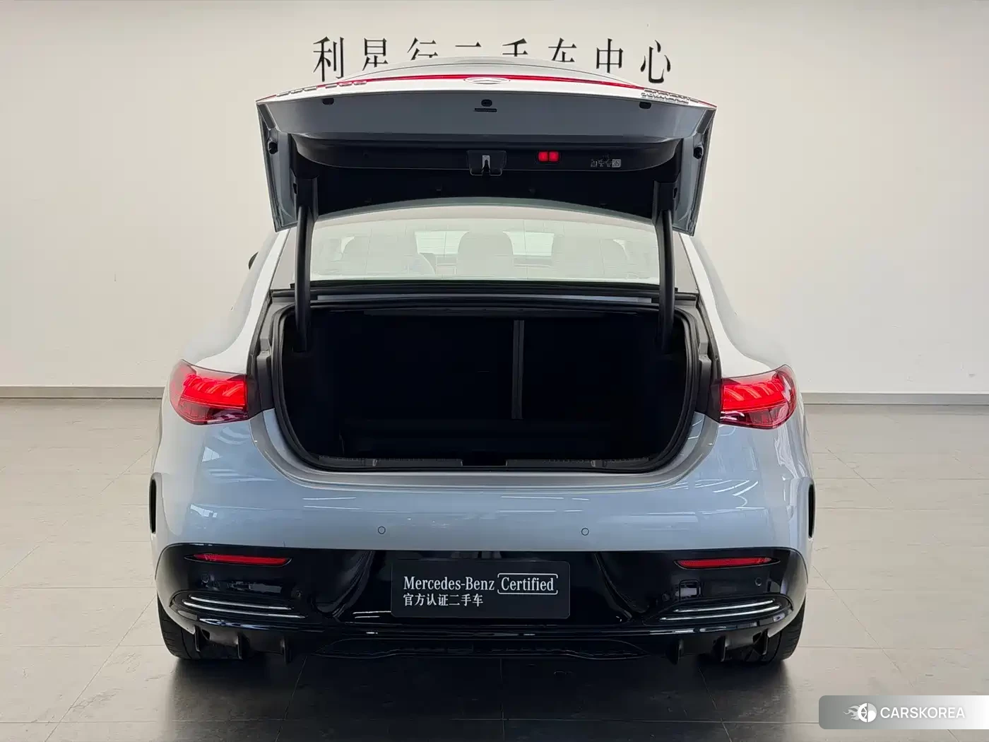 Mercedes-Benz EQE 2025 Silver/gray из Китая, фото 6
