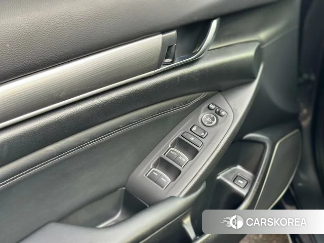 Honda Accord 2021 Темно-серый из Китая, фото 6