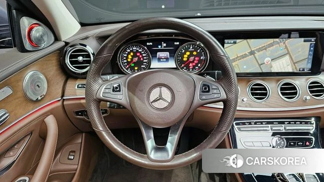 Mercedes-Benz E-Class W213 2018 Серый из Кореи, фото 6