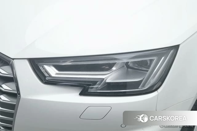 Audi A4L 2019 Белый из Китая, фото 6