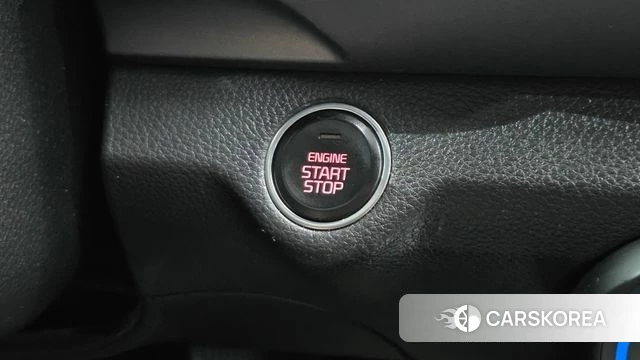 Kia Stonic 2018 Небесно-голубой из Кореи, фото 6
