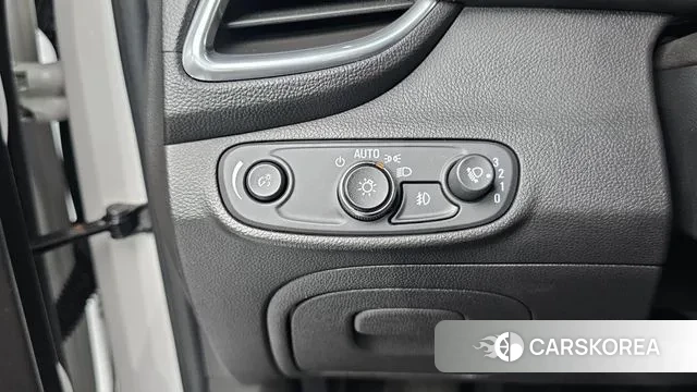 Chevrolet (GM Daewoo) The New Trax 2020 Белый из Кореи, фото 6