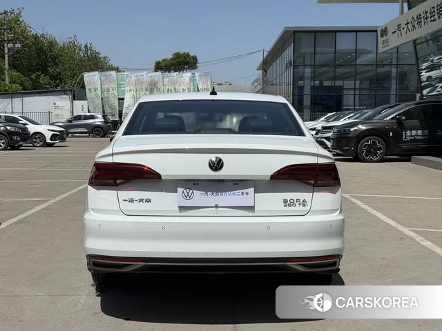 Volkswagen Bora 2022 Белый из Китая, фото 6