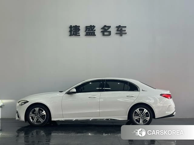 Mercedes-Benz Class C 2022 Белый из Китая, фото 6