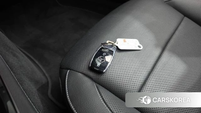 Mercedes-Benz E-Class W213 2022 Синий из Кореи, фото 6