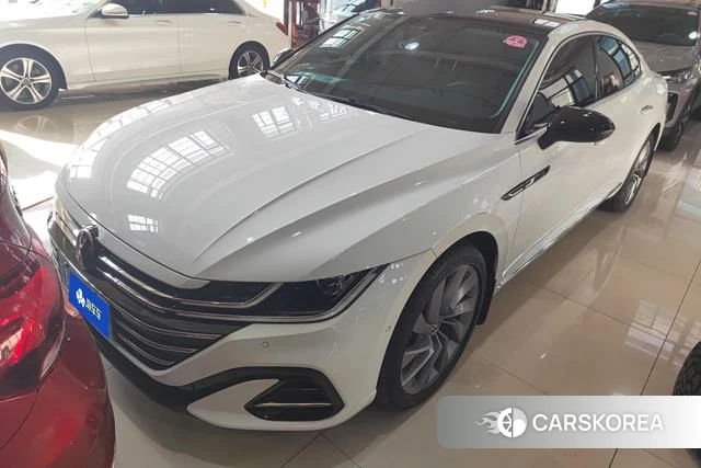 Volkswagen CC 2023 Белый из Китая, фото 6